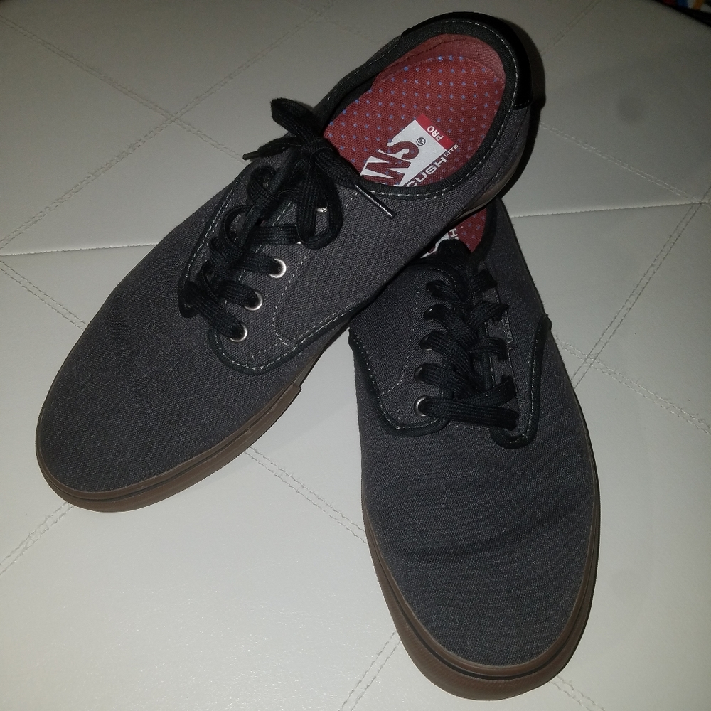 Mens 10.5 Vans Pro Ultracush Lite